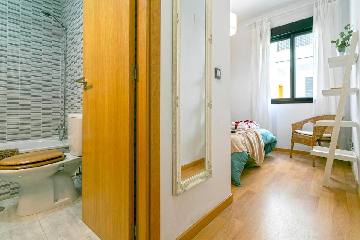 -Malagasunapts- Central Freeparking Rooftoppool Buitenkant foto