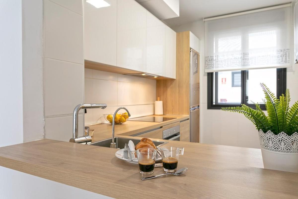 -Malagasunapts- Central Freeparking Rooftoppool Buitenkant foto